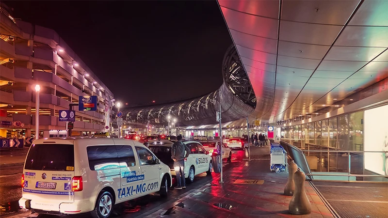 Why Is There So Much Traffic During the Holidays?